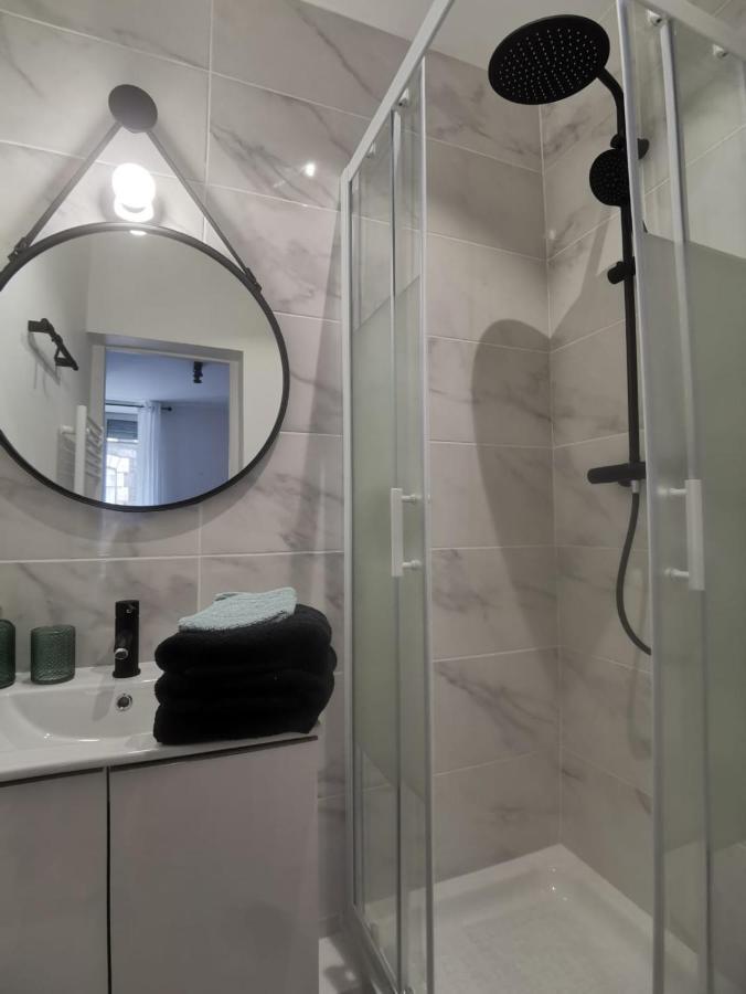 Appartement Studio cosy et rénové à 2 pas gare Reims Centre - Rue Extérieur photo